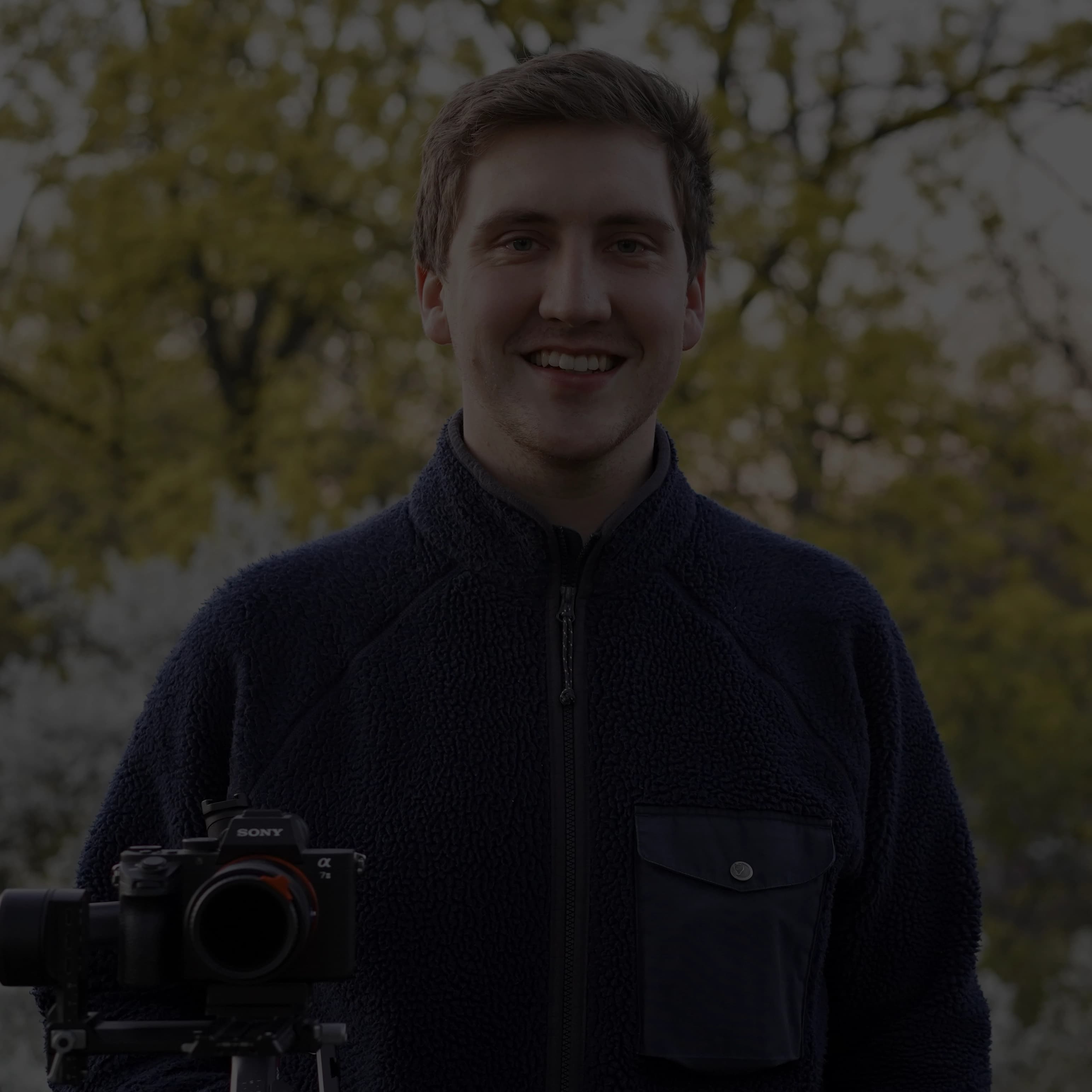 Donath Rehm bei der Videoproduktion